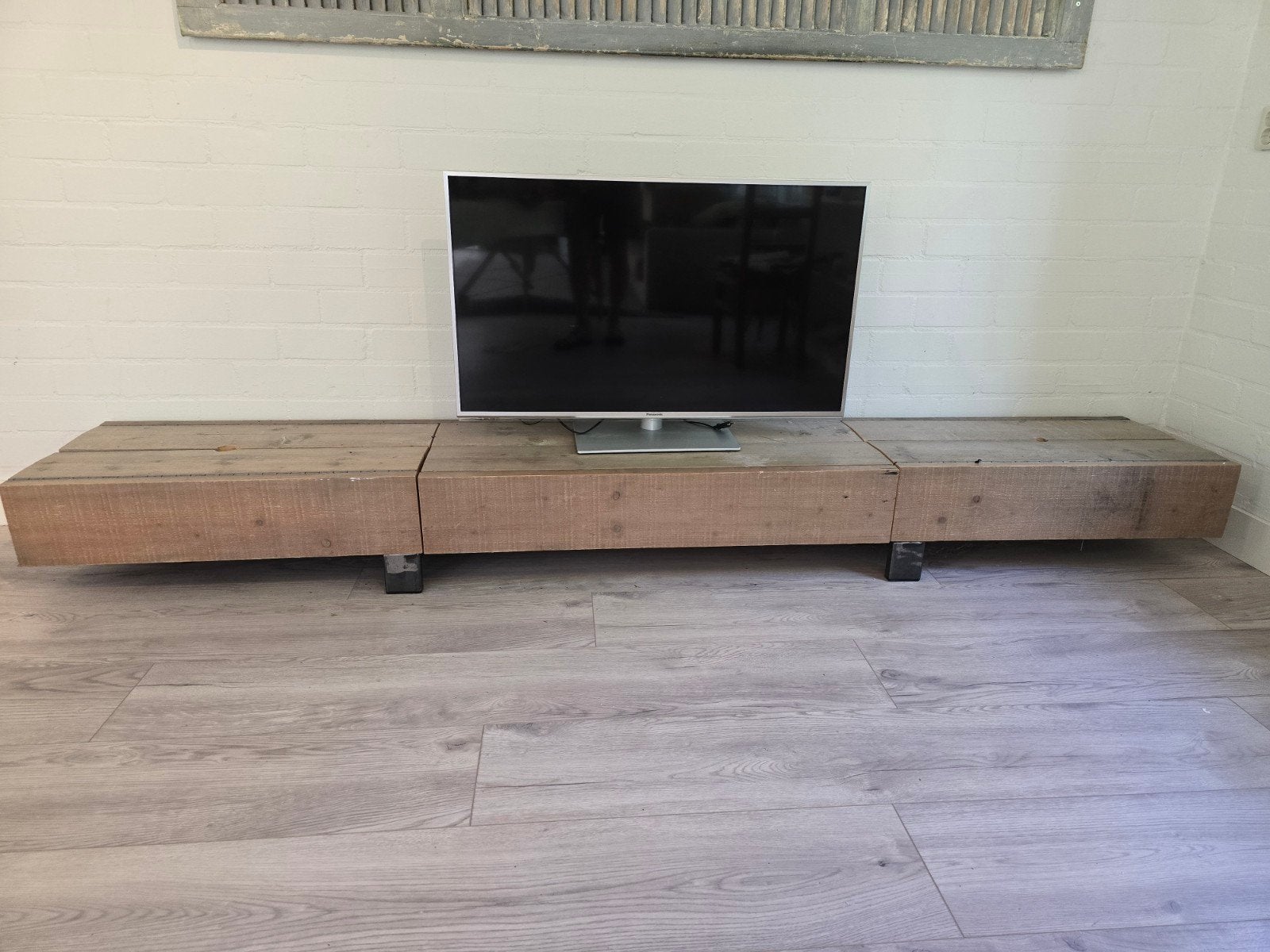 Steigerhouten TV meubel met 3 opbergvakken, Gebruikt, Ophalen of Verzenden, 200 cm of meer, Minder dan 100 cm