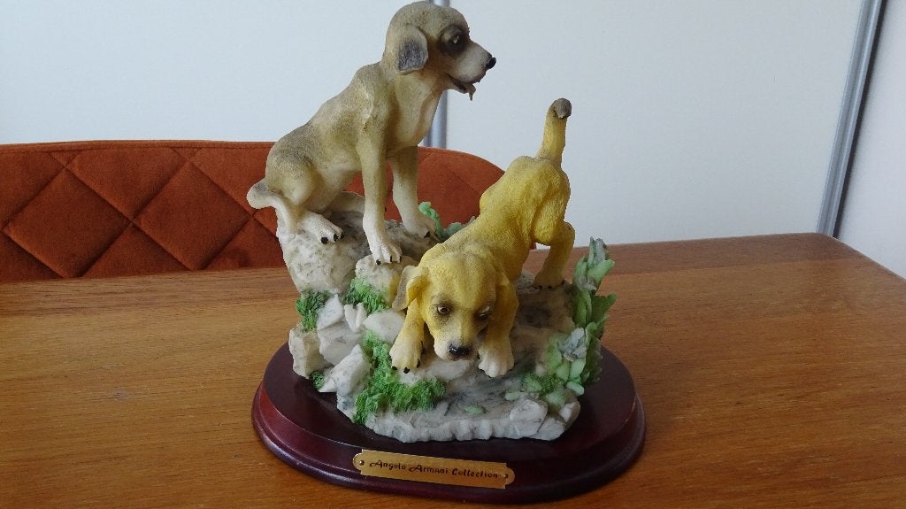 Honden Beeldje Van Polystone., Ophalen of Verzenden, Zo goed als nieuw, Dier