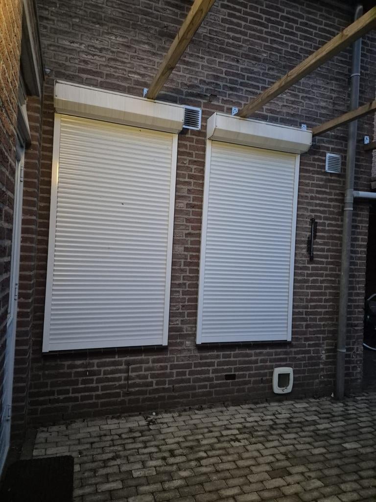 2 Rolluiken, Ophalen, Gebruikt, 200 cm of meer, Minder dan 100 cm