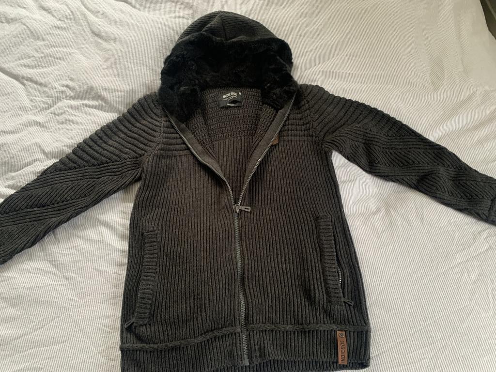 Indicode gebreide hoodie vest nieuw., Ophalen of Verzenden, Nieuw, Maat 48/50 (M), Zwart
