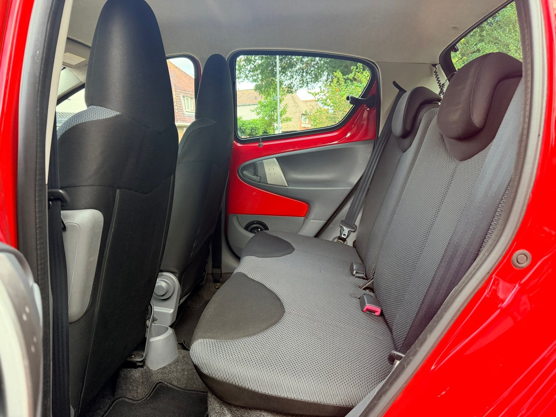 Foto 10 van Toyota Aygo 1.0-12V + | 5 deurs | Airco | Elek.Pakk | Nw.APK