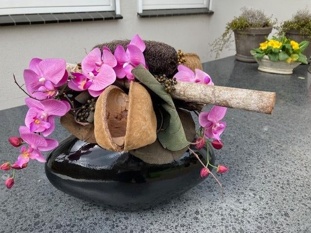 Vaas met bloemstuk, Huis en Inrichting, Woonaccessoires | Vazen, Ophalen, Gebruikt, Overige kleuren, Glas
