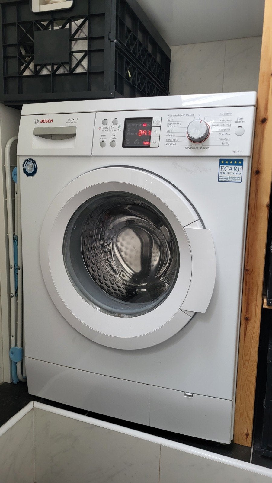 Foto 2 van Bosch Wasmachine 7 kg - vaste prijs 100 euro!
