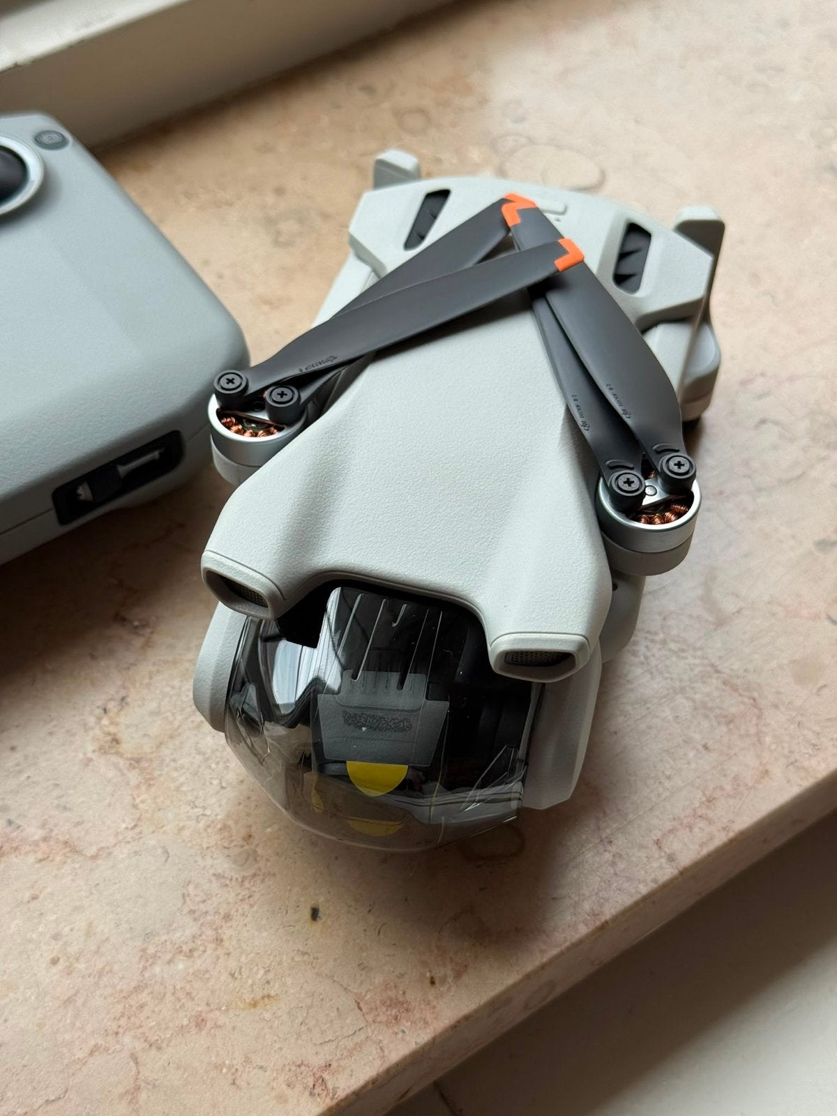 DJI Mini 3 Drone met Controller en Extra Accu, Audio, Tv en Foto, Drones, Ophalen, 30 tot 45 minuten, Cameradrone, Extra accu('s)