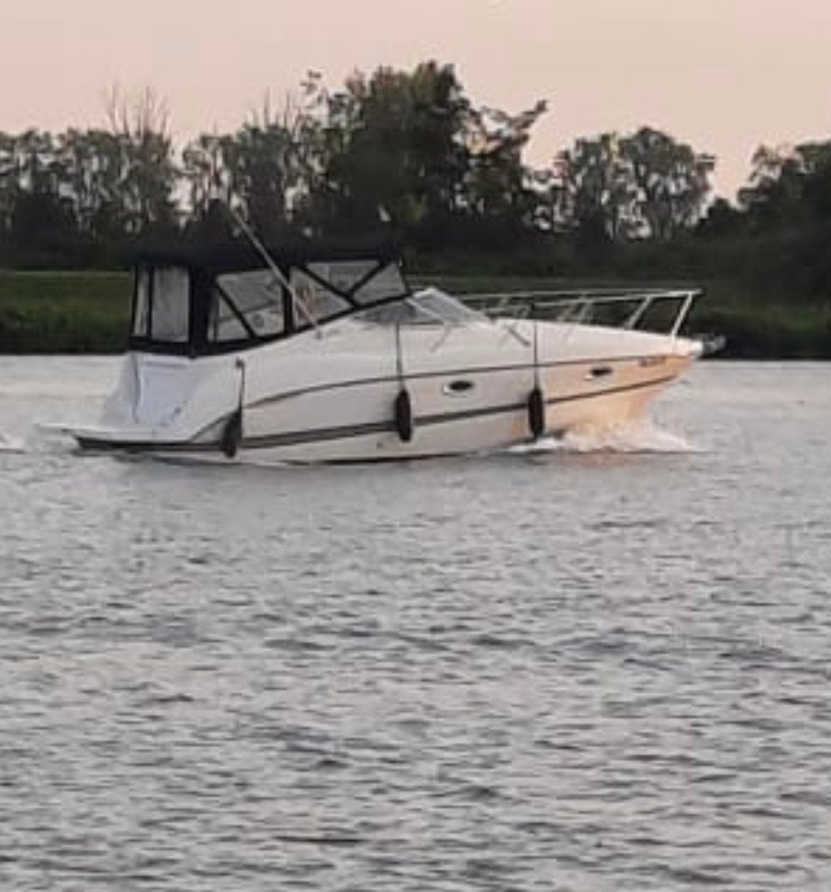 Maxum 2700SCR Speedcruiser, Watersport en Boten, Motorboten en Motorjachten, Overige merken, 9 m, Gebruikt, Walstroom