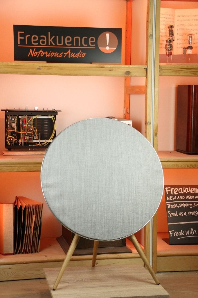 B&O A9 5th gen TRADE.INRUIL OK. Garantie. Niet mokken..., Audio, Tv en Foto, Luidsprekers, Overige merken, Bang & Olufsen a/s, Peter Bangs Vej 15, 7600 Struer, Danemark