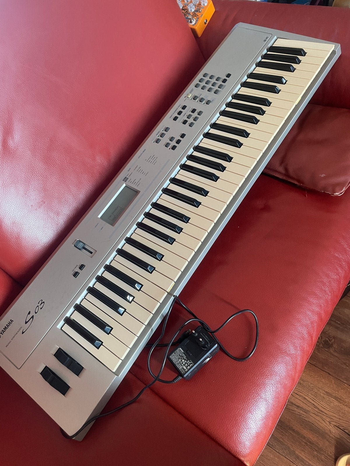 Yamaha S03 synth, Ophalen of Verzenden, Gebruikt, 61 toetsen, Yamaha