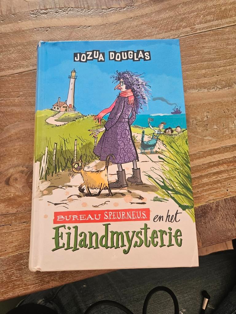 Jozua Douglas - Bureau Speurneus en het eilandmysterie, Boeken, Ophalen, Zo goed als nieuw, Jozua Douglas