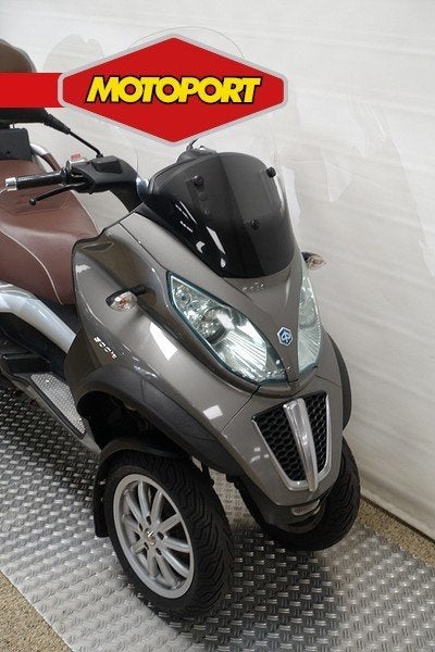 Piaggio MP3 500 LT SPORT (bj 2012), Motoren, Toermotor, Info@piaggio.nl, Postbus 5687
4801 EB  Breda, Piaggio Vespa BV