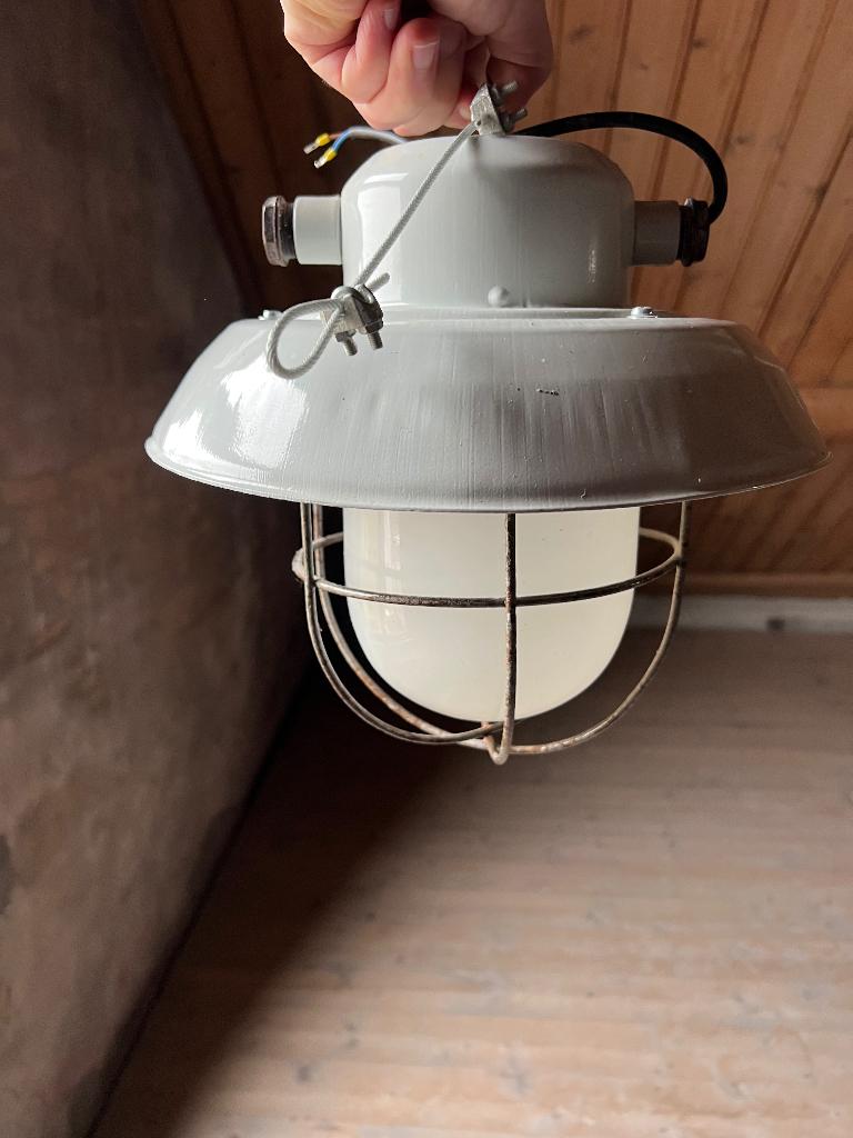 Vintage industriële hanglamp / opaalglas / metalen korf, Ophalen, Gebruikt, Glas, Minder dan 50 cm