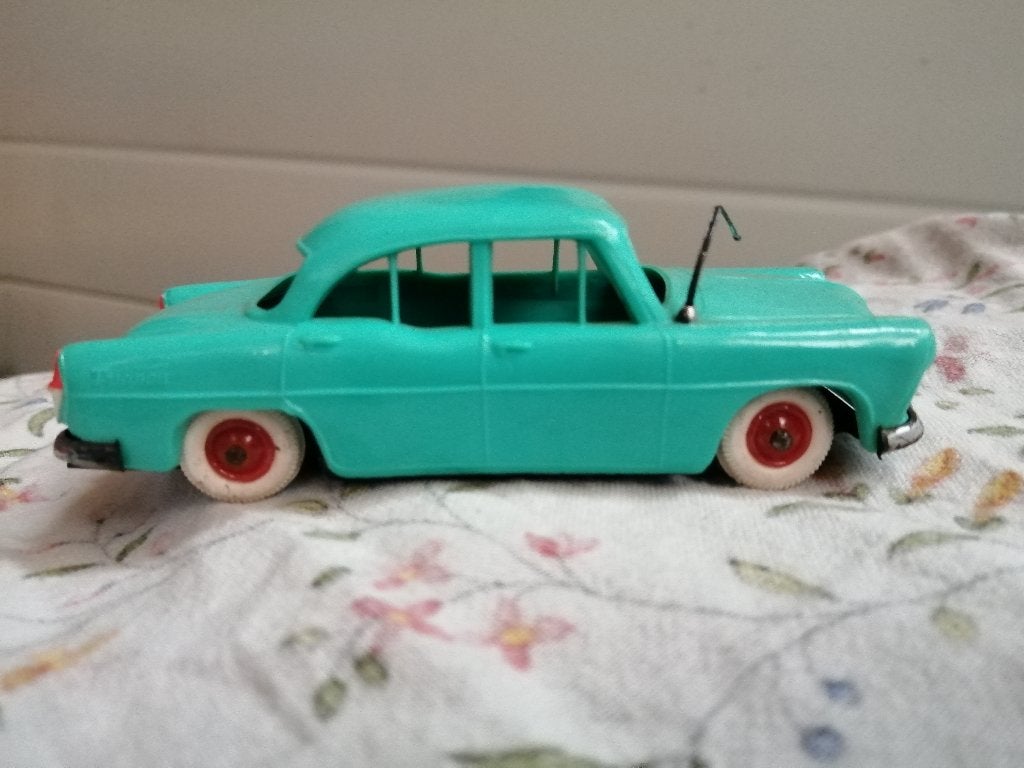 norev simca trianon 1957, Hobby en Vrije tijd, Ophalen of Verzenden, Gebruikt, Auto, Overige merken