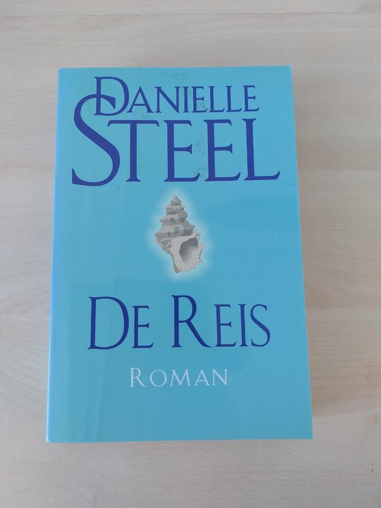 Danielle Steel - De Reis (Roman), Boeken, Ophalen of Verzenden, Zo goed als nieuw, Danielle Steel, Nederland