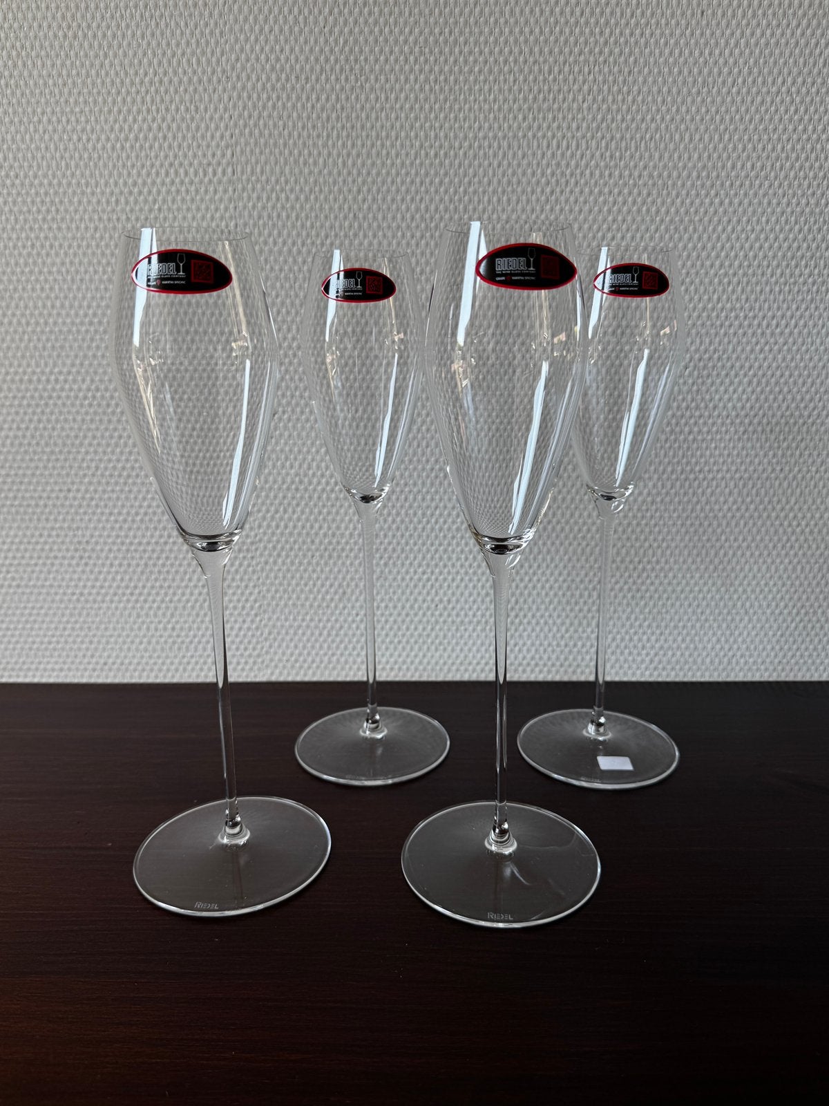 4x XXL Riedel Champagne Flutes Glazen, 30 cm, 300 ML, Glas of Glazen, Ophalen of Verzenden, Overige stijlen, Glas