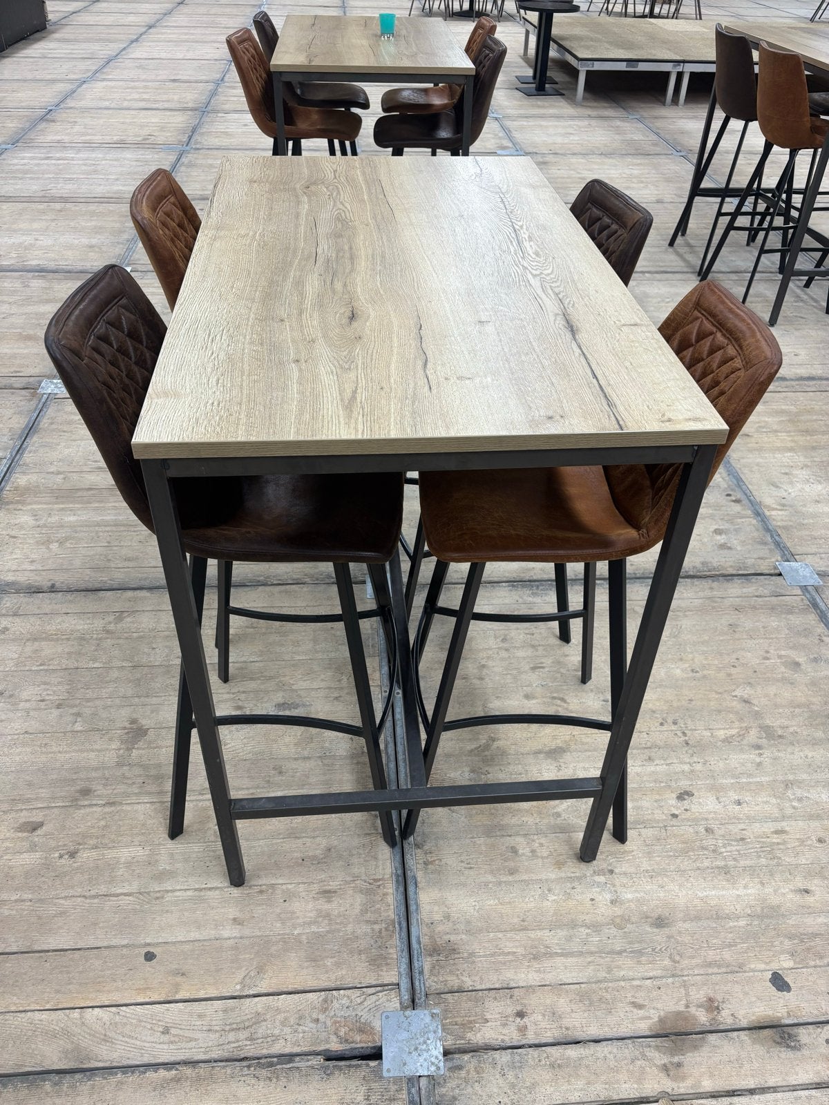 Set van 8 bartafels (80x140x110cm) en 32 barkrukken, Ophalen, 90 cm of meer, Metaal, Gebruikt