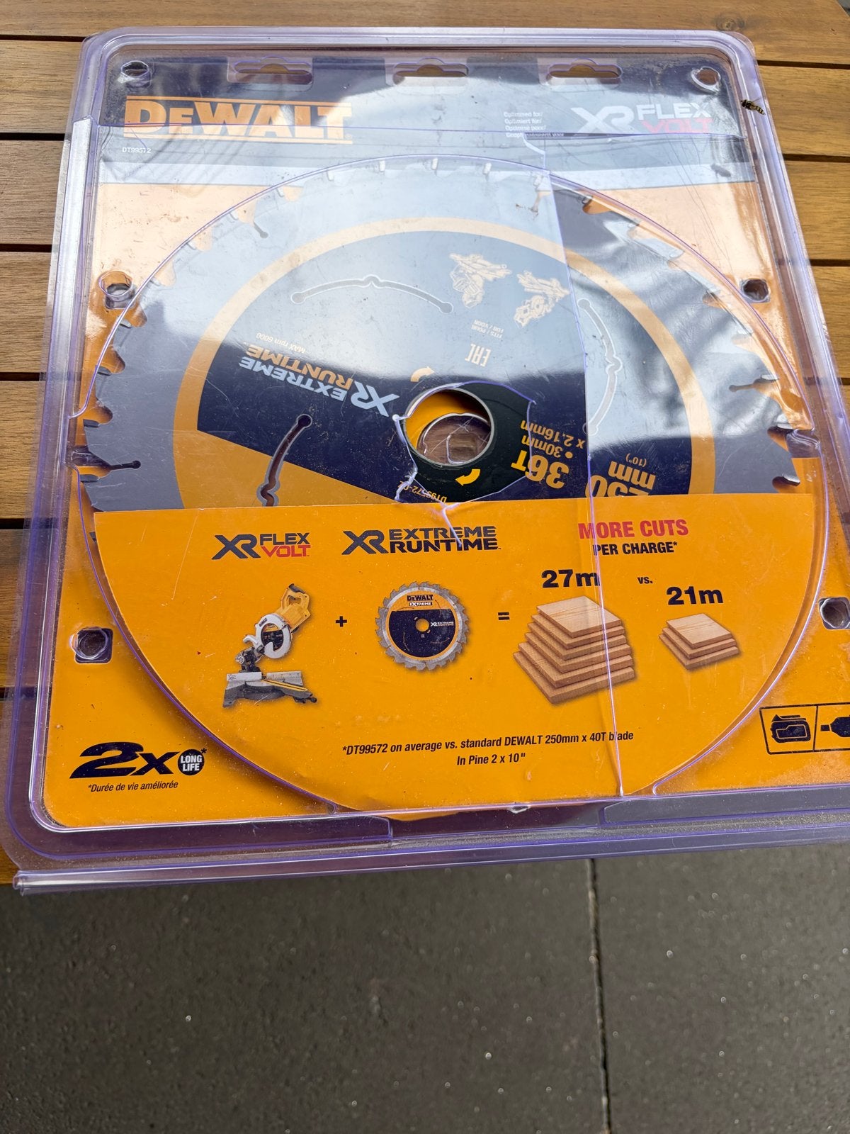 DeWalt Extreme zaagblad 250mm 36T voor afkortzaag, Ophalen, 70 mm of meer, Nieuw, Afkortzaag