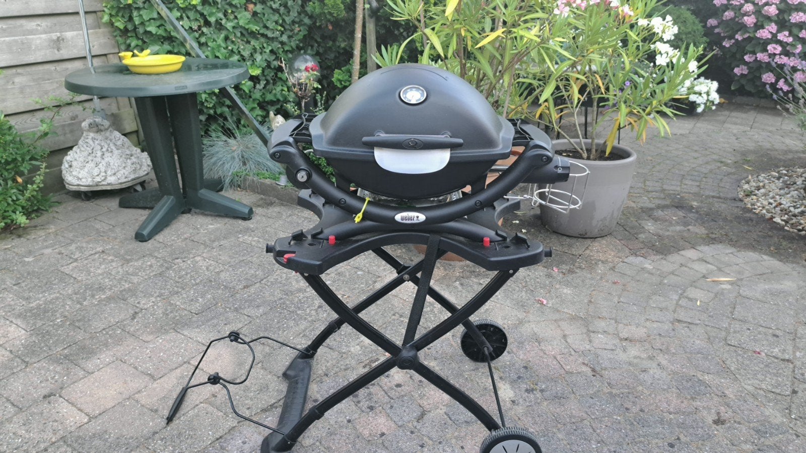 WEBER GASBARBECUE MET DRAAISPIT, ONDERSTEL, HOES EN GASFLES, Ophalen, Gebruikt, Weber