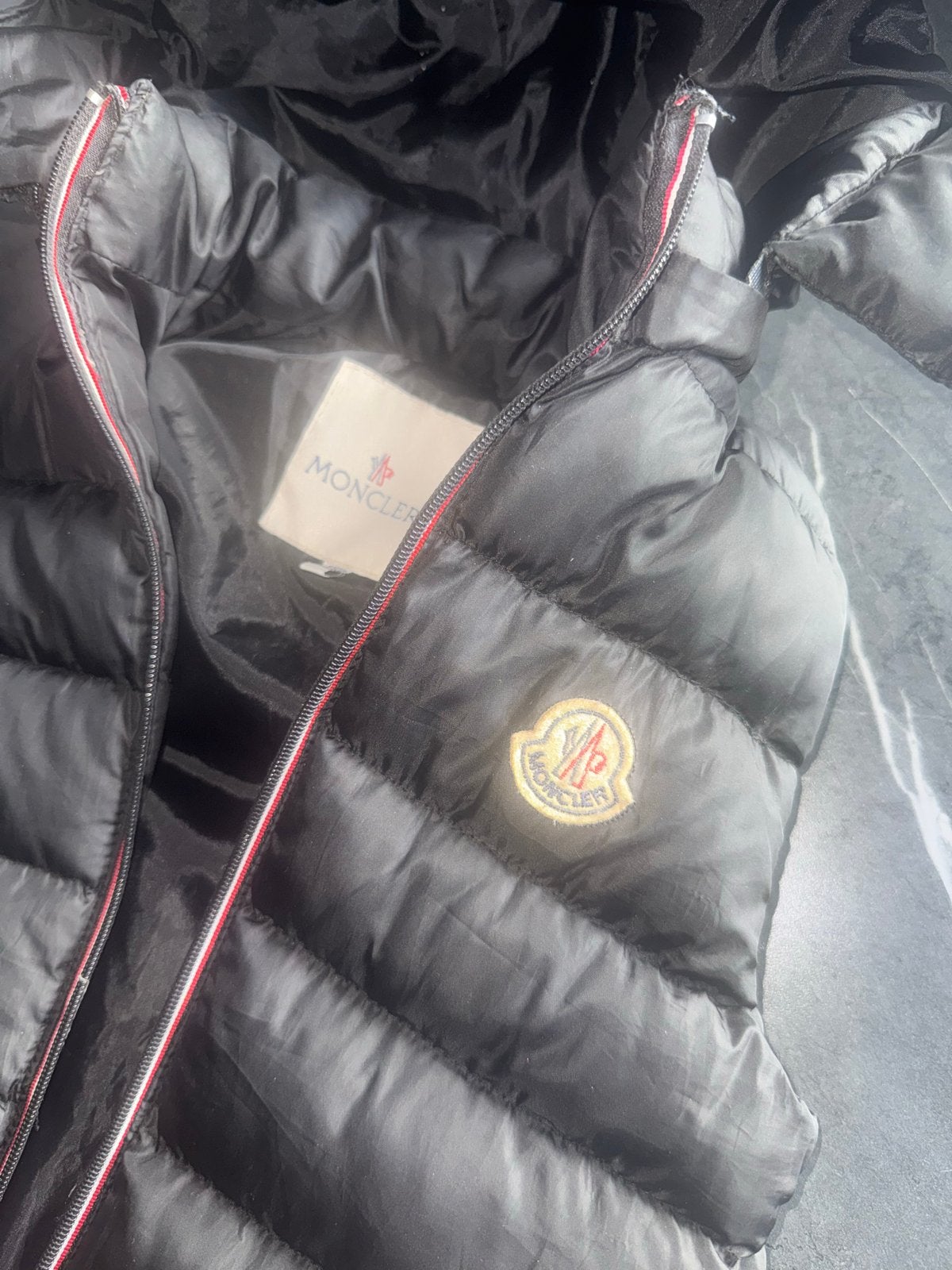 Moncler bodywarmer, Ophalen of Verzenden, Zo goed als nieuw, Jas