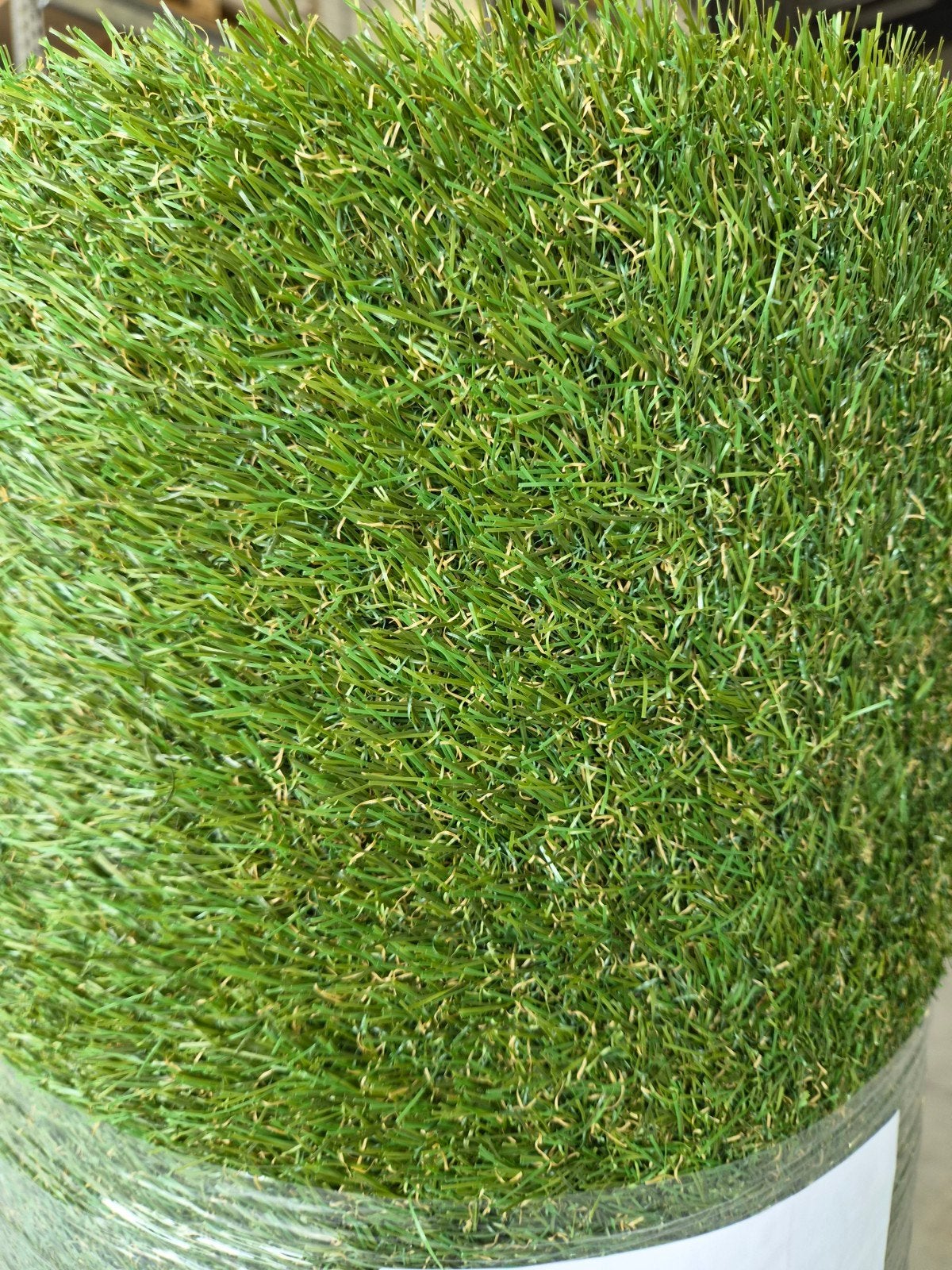 Nieuwe rol kunstgras poolhoogte 35mm 6.80 x 1.55 (10.5m2), Ophalen of Verzenden, Nieuw, 20 m² of meer
