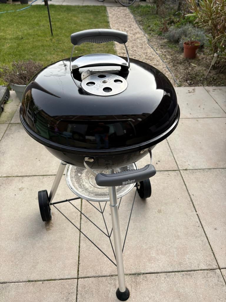 Weber Compact Kettle 47cm, Tuin en Terras, Houtskoolbarbecues, Gebruikt, Ophalen