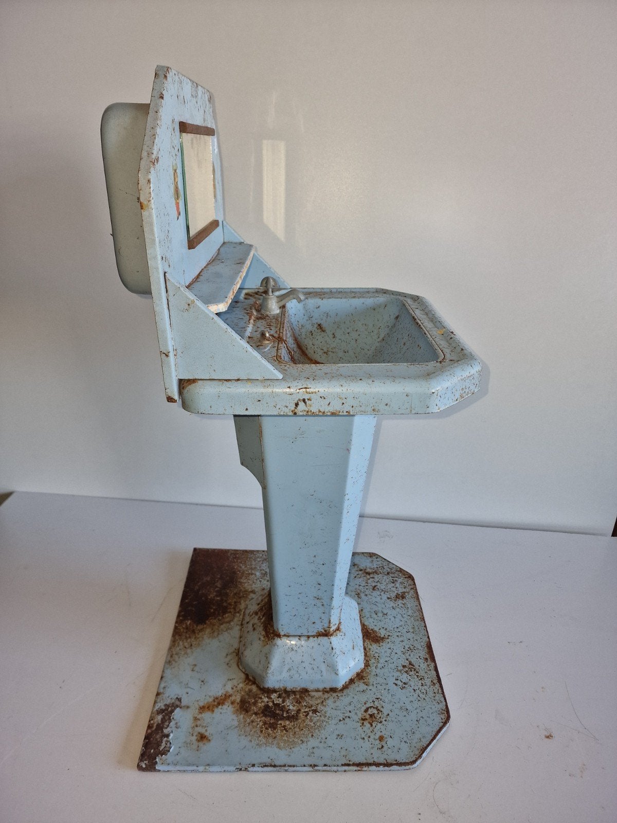 Vintage metal speelgoed wastafel met spiegel, Ophalen