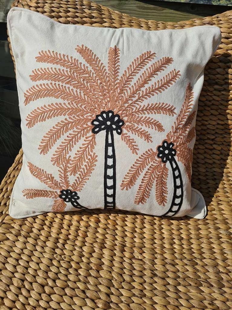 Kussenhoes Anvi uit Bali, Beige, Vierkant, Ophalen of Verzenden, Tropical home