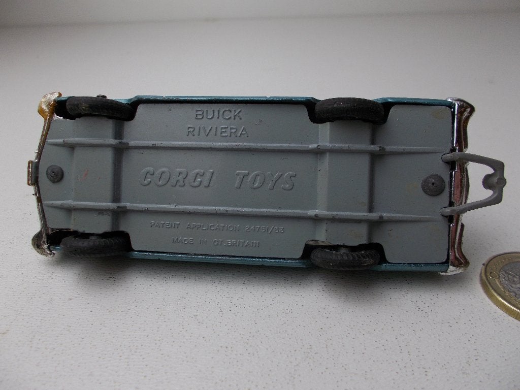 1964 Corgi Toys 245 BUICK RIVIERA + "TRANS O LITE". (-B-), Ophalen of Verzenden, Zo goed als nieuw, Auto, Corgi
