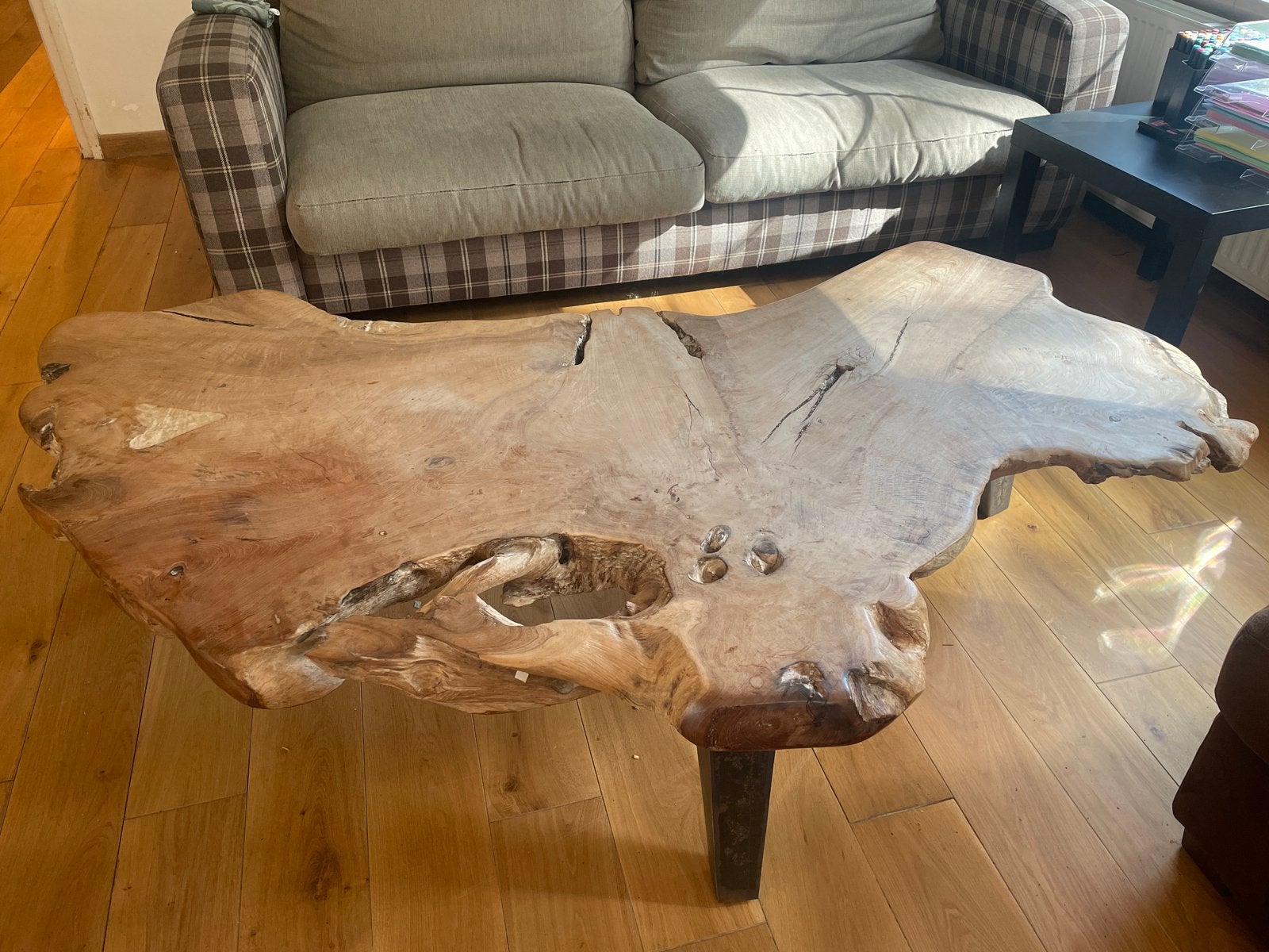 Unieke salontafel boomstamtafel van massief teakhout, Ophalen, Gebruikt, 100 tot 150 cm, Teakhout