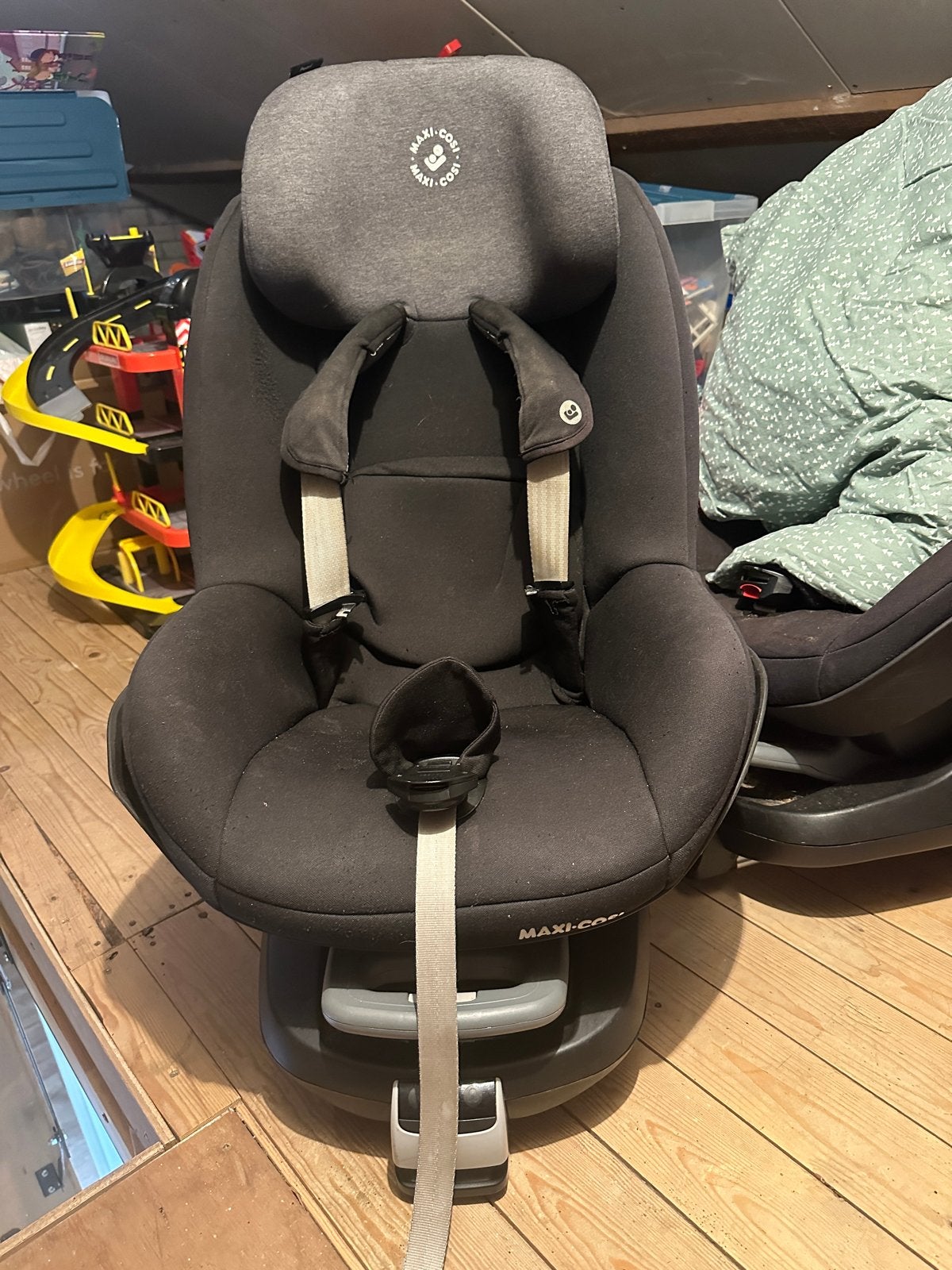 Maxi-Cosi autostoel met FamilyFix base, Kinderen en Baby's, Autostoeltjes, Ophalen, Autogordel of Isofix, Gebruikt, 0 t/m 18 kg
