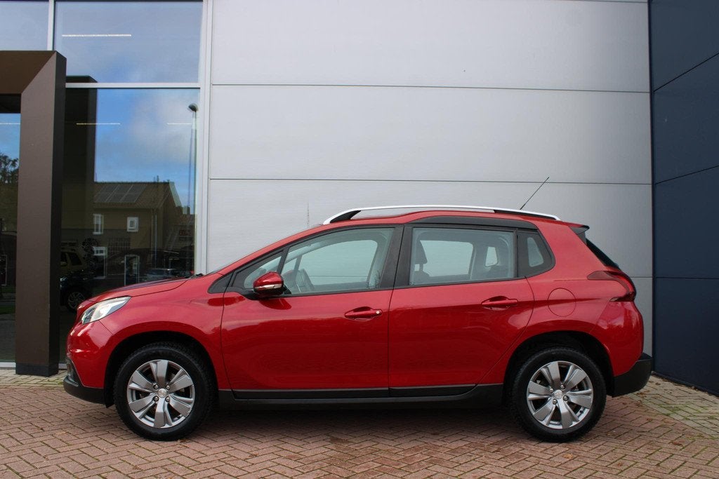 Peugeot 2008 1.2 PureTech Blue Lion Automaat Airco Navi Pano, Euro 5, 1199 cc, 82 pk, 770 kg