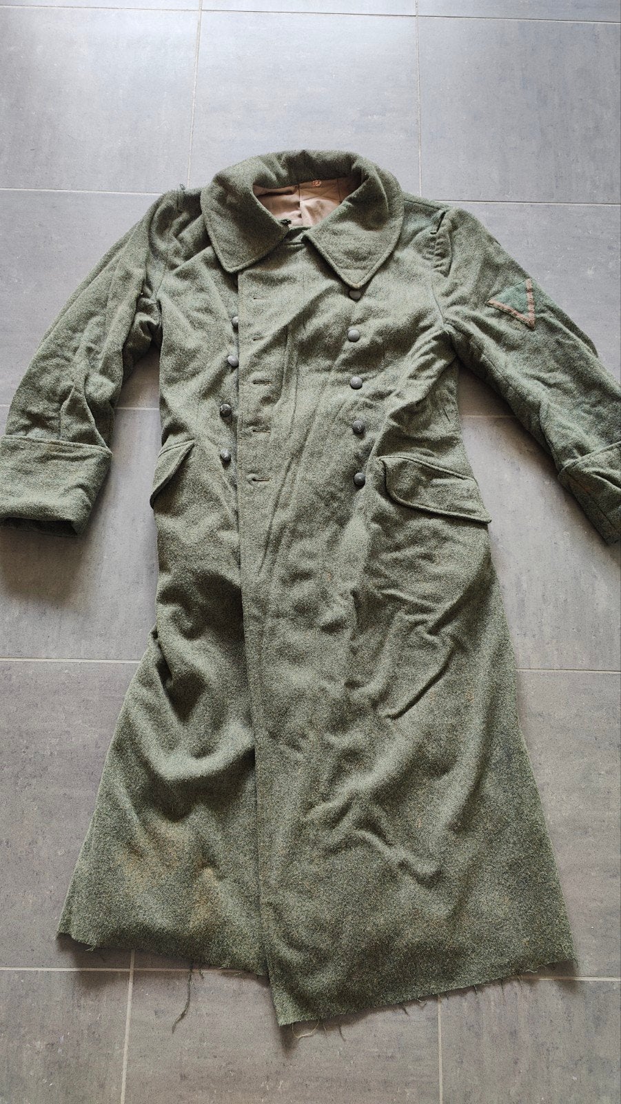 m40 Duitse mantel wo2, Verzamelen, Militaria | Tweede Wereldoorlog, Verzenden, Landmacht, Duitsland, Kleding of Schoenen