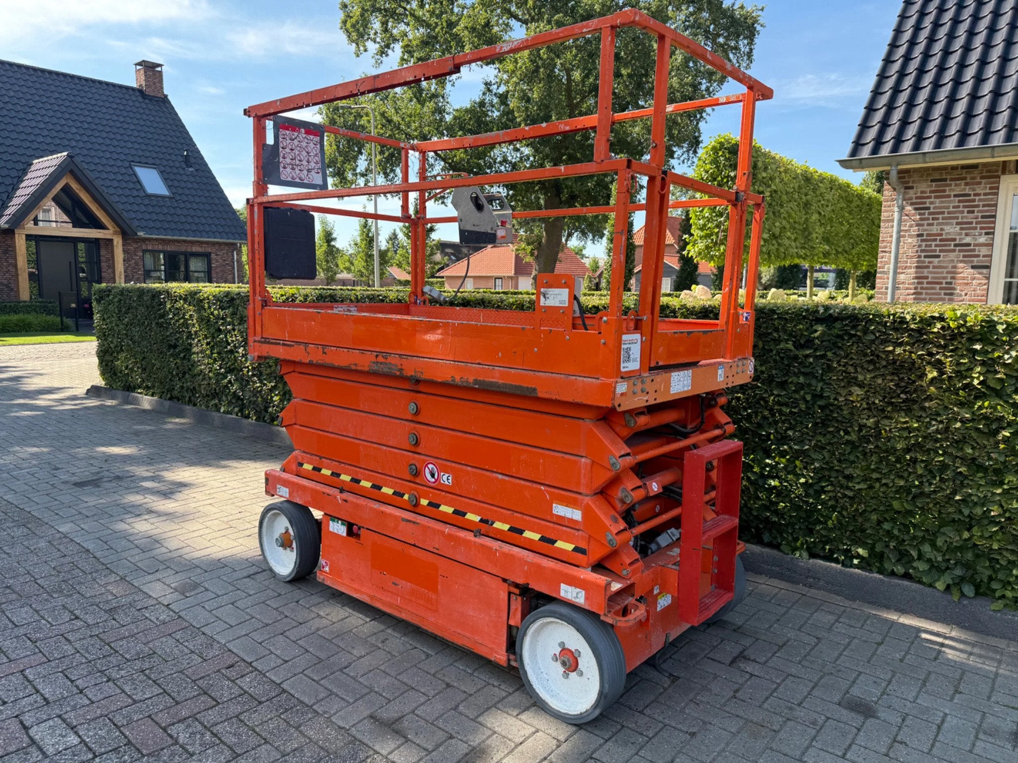Skyjack sj 4632 (bj 2016), Zakelijke goederen