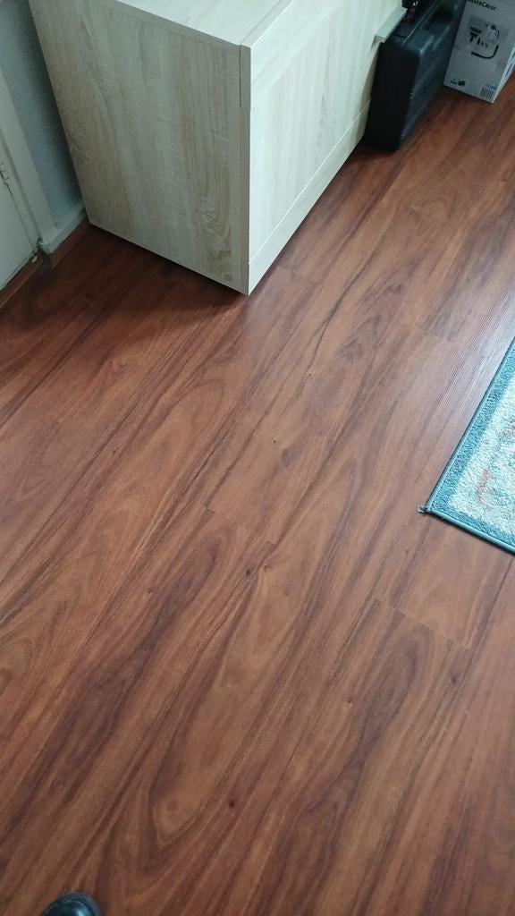 Gratis Laminaat Kersenkleur (25m²) incl. ondervloer, Ophalen, Gebruikt, Bruin, 25 tot 50 m²