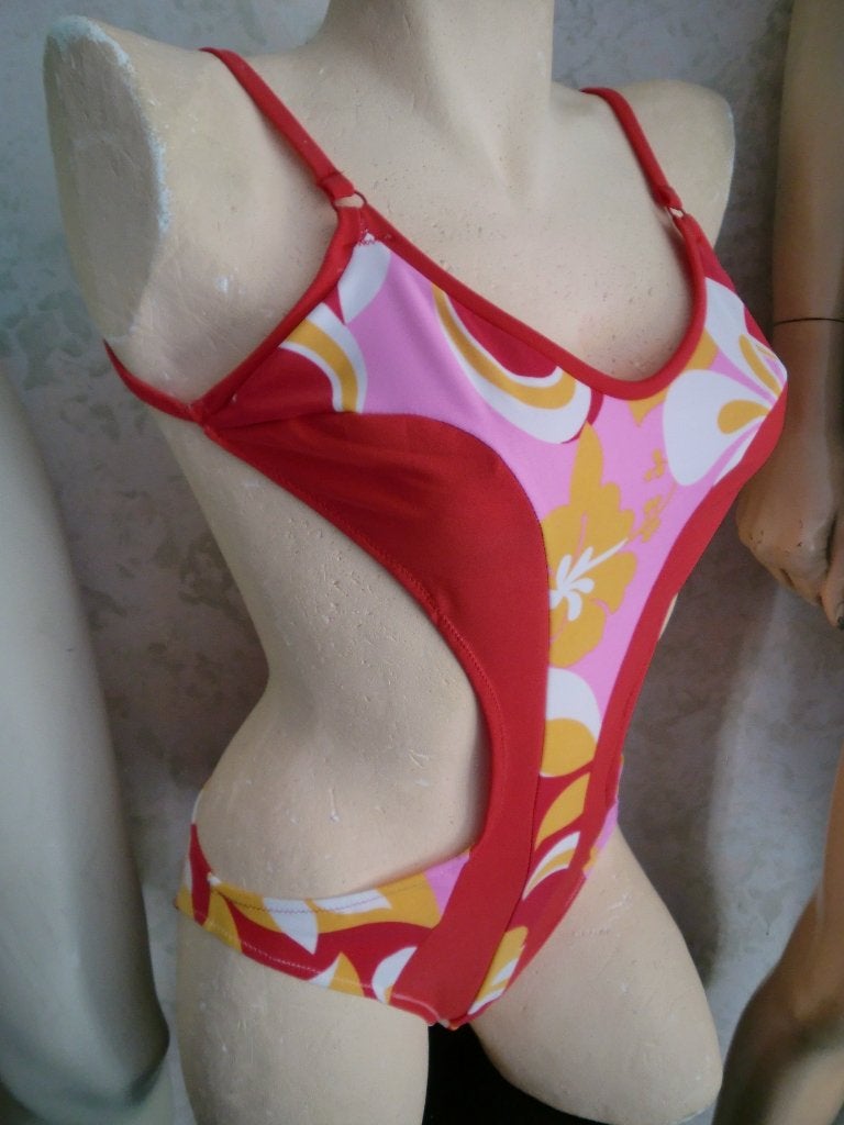 SAMPLE SALE Badpak monokini blote rug maat M, Ophalen of Verzenden, Nieuw, Overige kleuren, Badpak