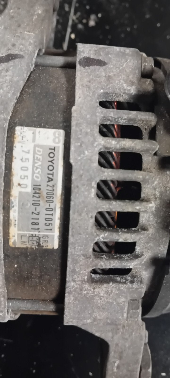 Dynamo Toyota Avensis 09- (mei 2009) - DENSO, Auto-onderdelen, Ophalen of Verzenden, Gebruikt, Toyota