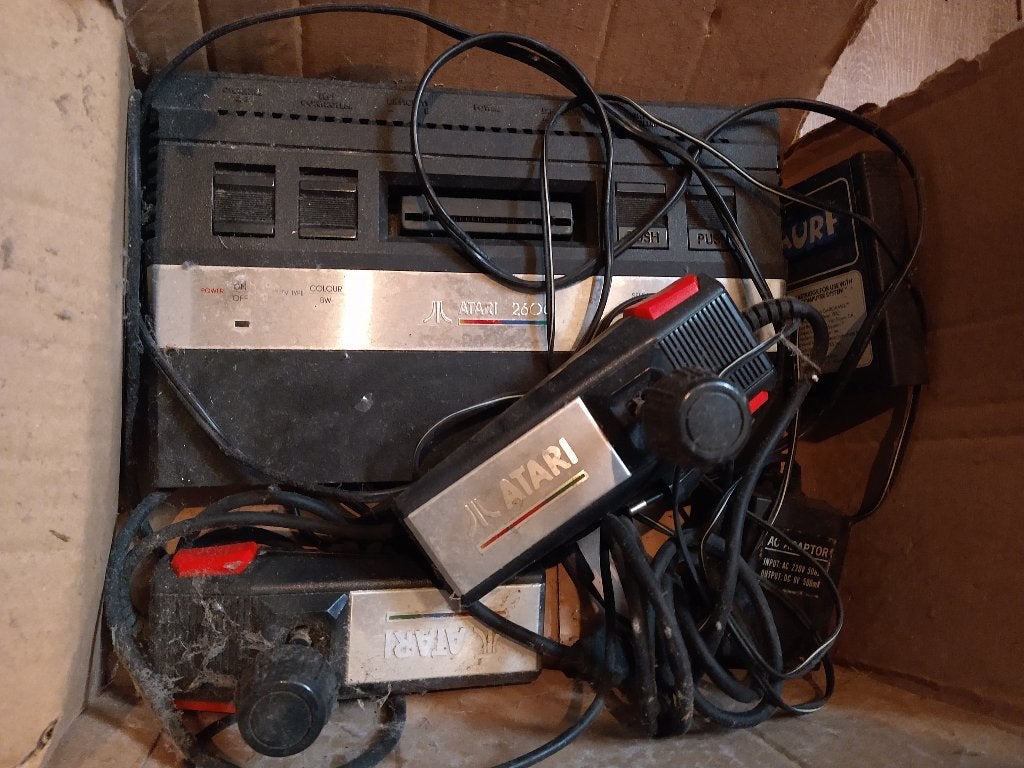 atari 2600 Zoldervondst!, Met 2 controllers, Ophalen of Verzenden, Atari 2600, Gebruikt