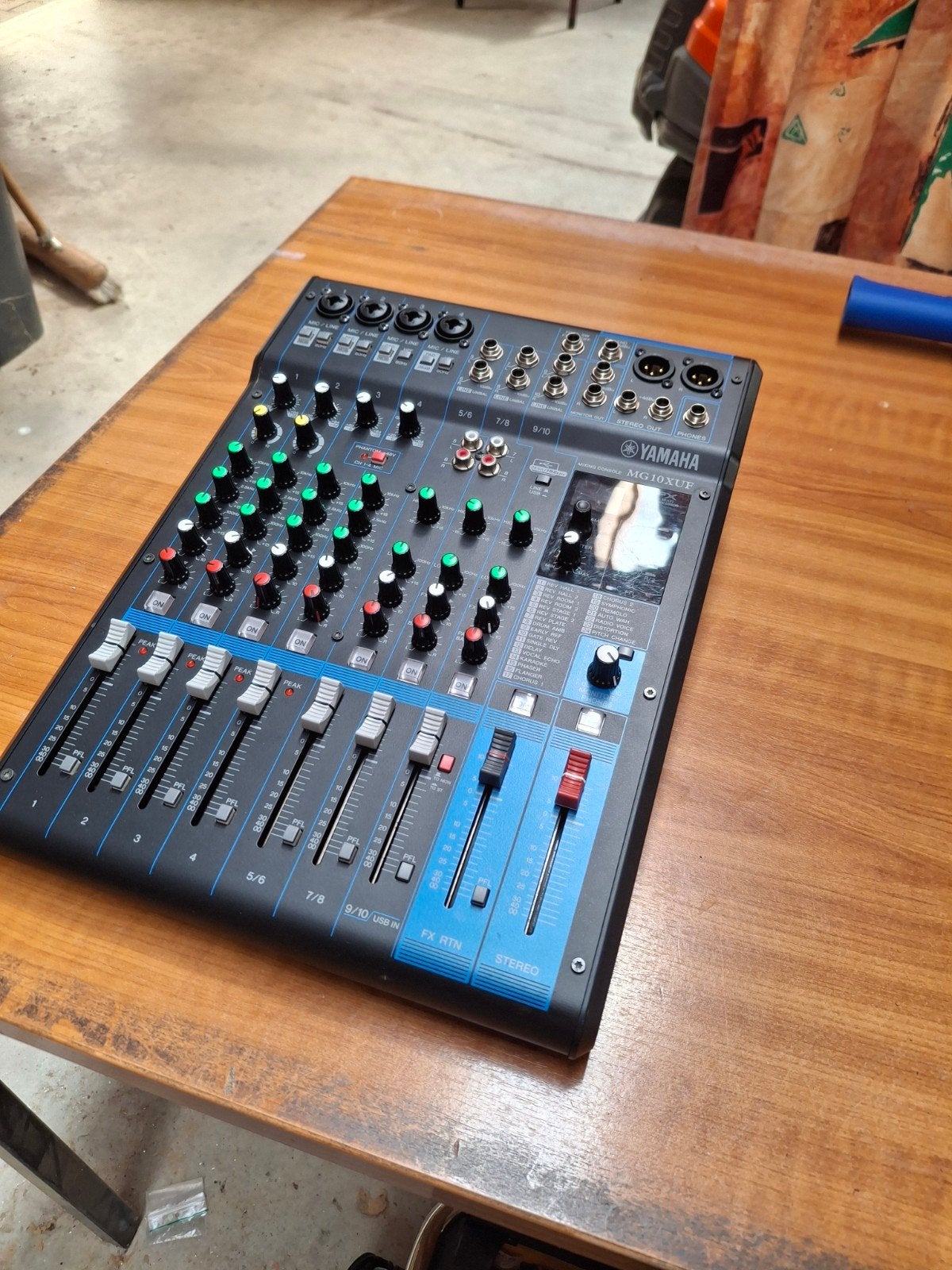 Yamaha MG10XUF Mengpaneel - Compacte Mixer met USB Audio, Ophalen of Verzenden, Zo goed als nieuw, 5 tot 10 kanalen, Microfooningang