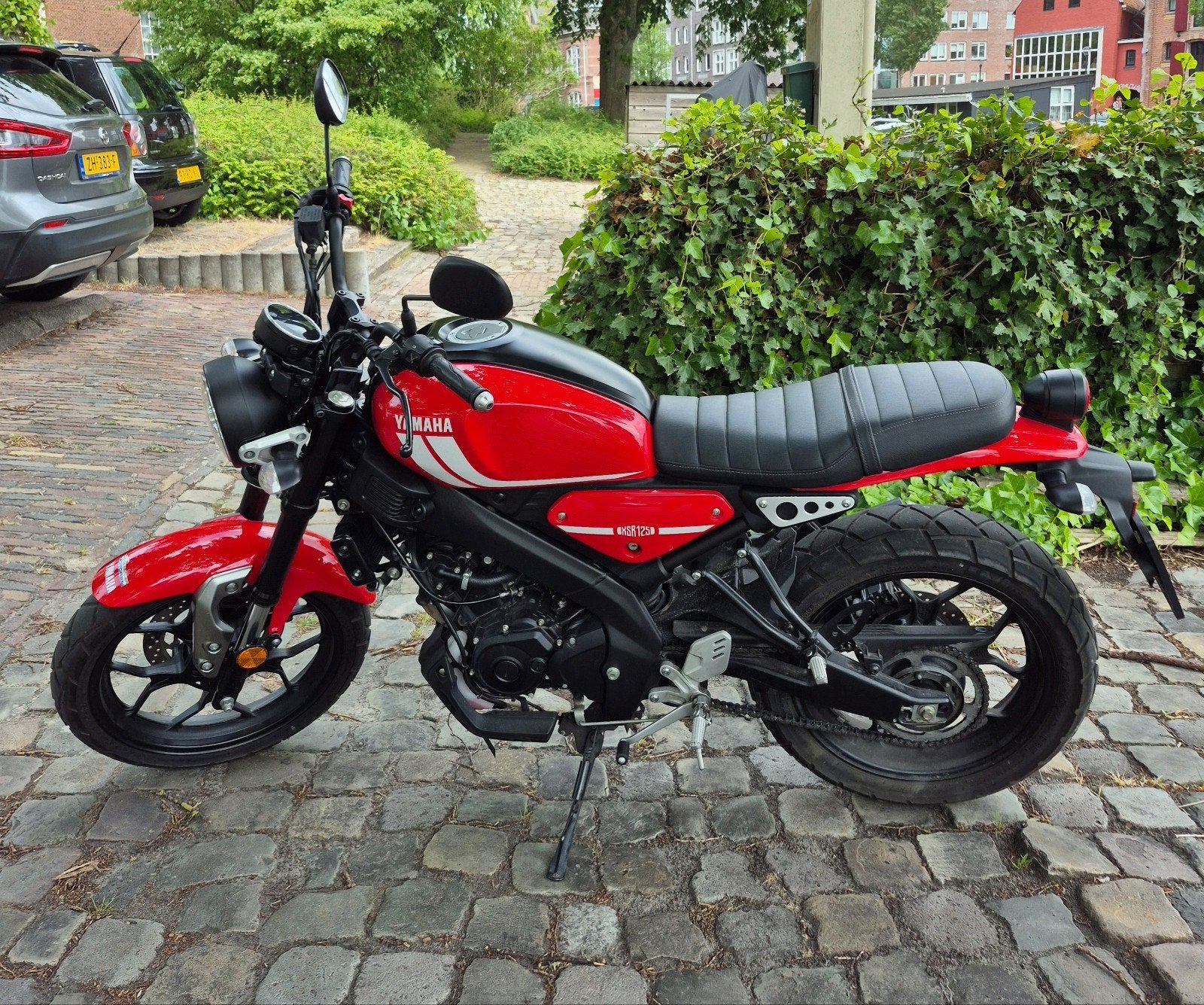 Yamaha XSR125 Rood | 1e Eigenaar | Perfecte Beginnersmotor