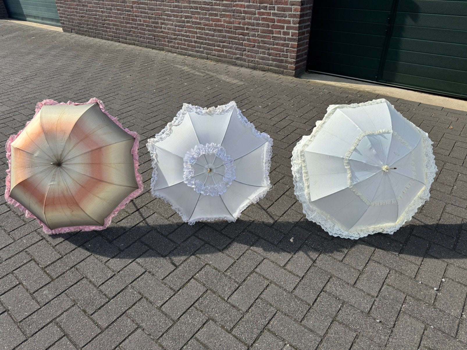 Oude Elegante Brocante-stijl Paraplu met Kant, Ophalen, Overige kleuren, Vintage, Brocant