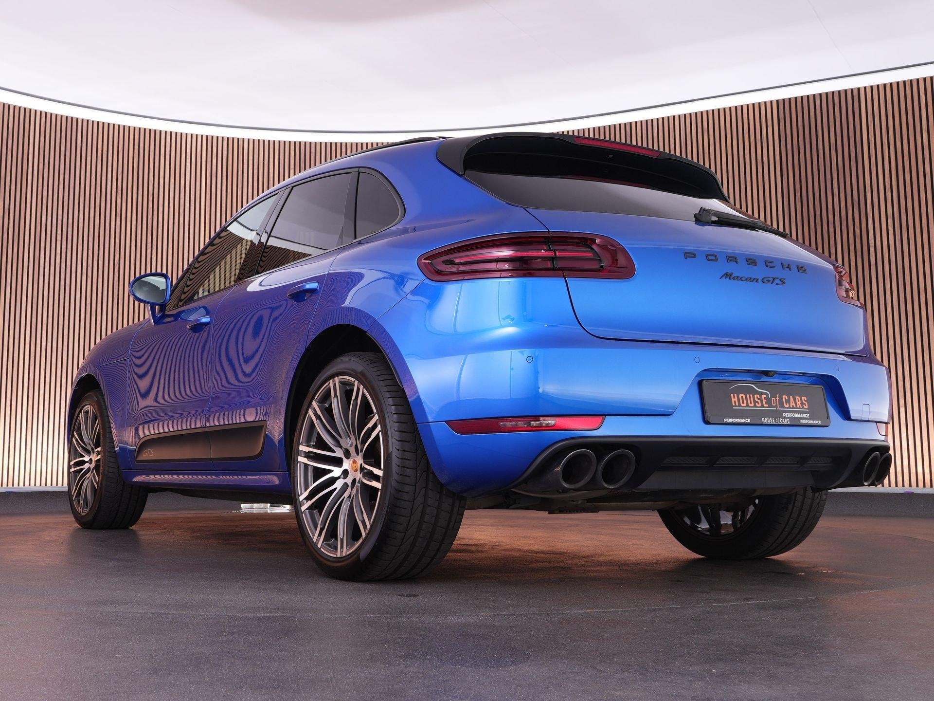 Foto 39 van Porsche Macan 3.0 GTS |panoramadak|luchtvering|PASM|sportuit