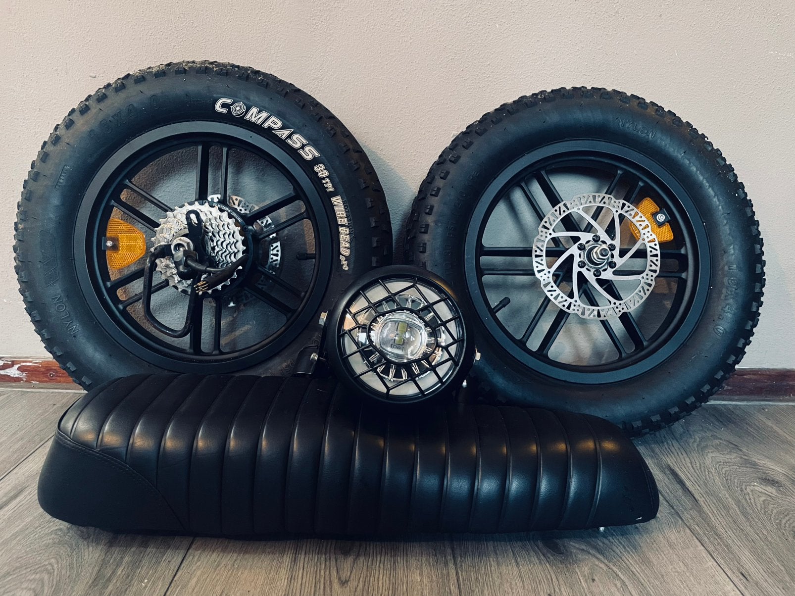 Ouxi Mini onderdelen - (ook los te koop !), Ophalen, Zo goed als nieuw