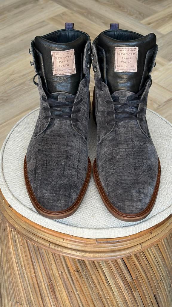 Floris van Bommel Veterboots 10,5 Taupe/Grijs Suède H-leest, Overige kleuren, Boots, Ophalen of Verzenden, Zo goed als nieuw