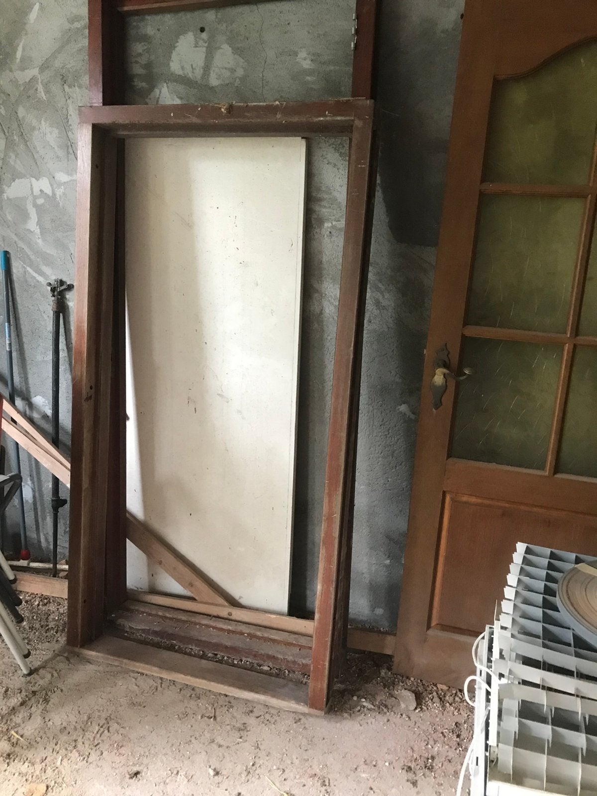 Deurkozijn van merbau ., Doe-het-zelf en Verbouw, Kozijnen en Schuifpuien, Deurkozijn, Zo goed als nieuw, Hout, Ophalen