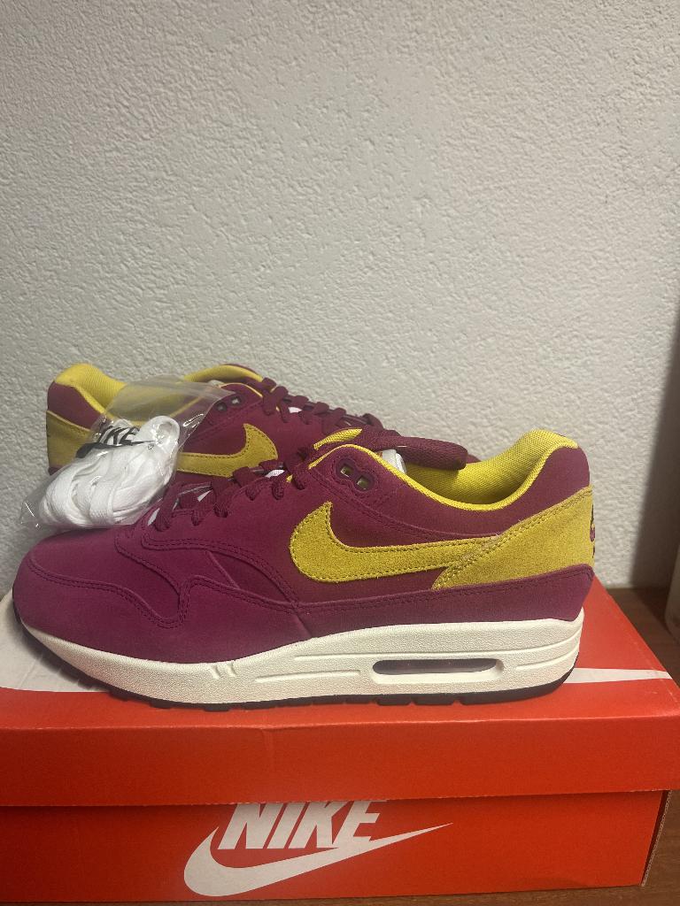 Nike Air Max 1 Dynamic Berry Maat 41, Overige kleuren, Nike, Nieuw, Ophalen of Verzenden