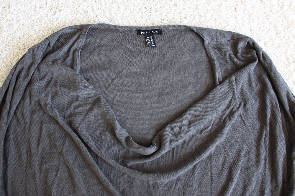 Question? Trui 100% Viscose (XL) - 49 € 25,-, Kleding | Dames, Maat 46/48 (XL) of groter, Ophalen of Verzenden, Zo goed als nieuw