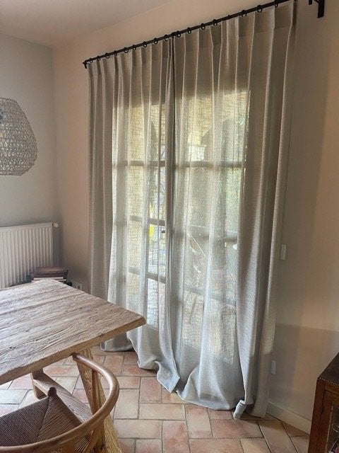 7 stellen brandvertragende gordijnen Cenci Vincenta, Plooiafwerking, Beige, Nieuw, Ophalen of Verzenden