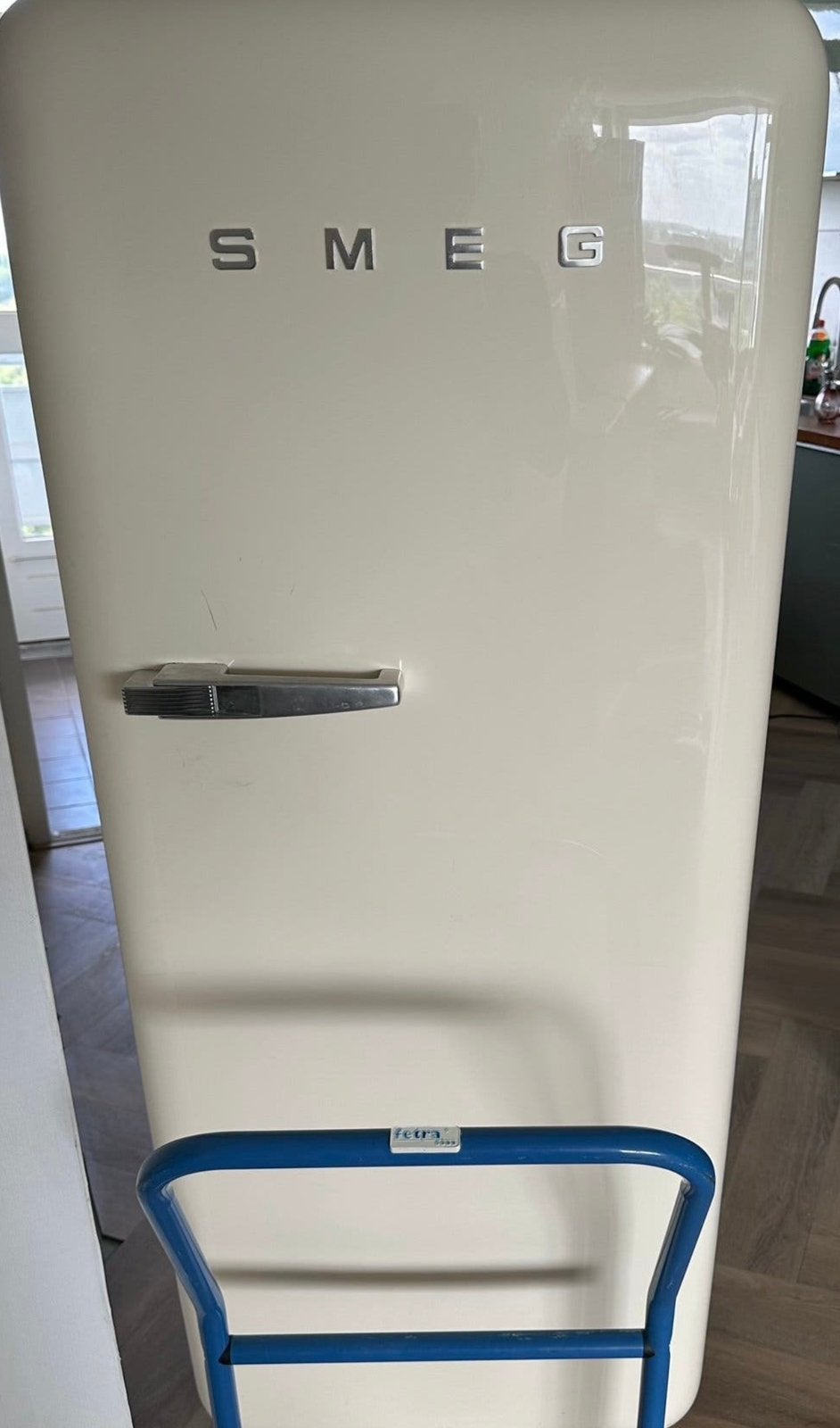 Smeg koelkast creme wit (werkt goed), Witgoed en Apparatuur, Koelkasten en IJskasten, 200 liter of meer, 60 cm of meer, Zonder vriesvak