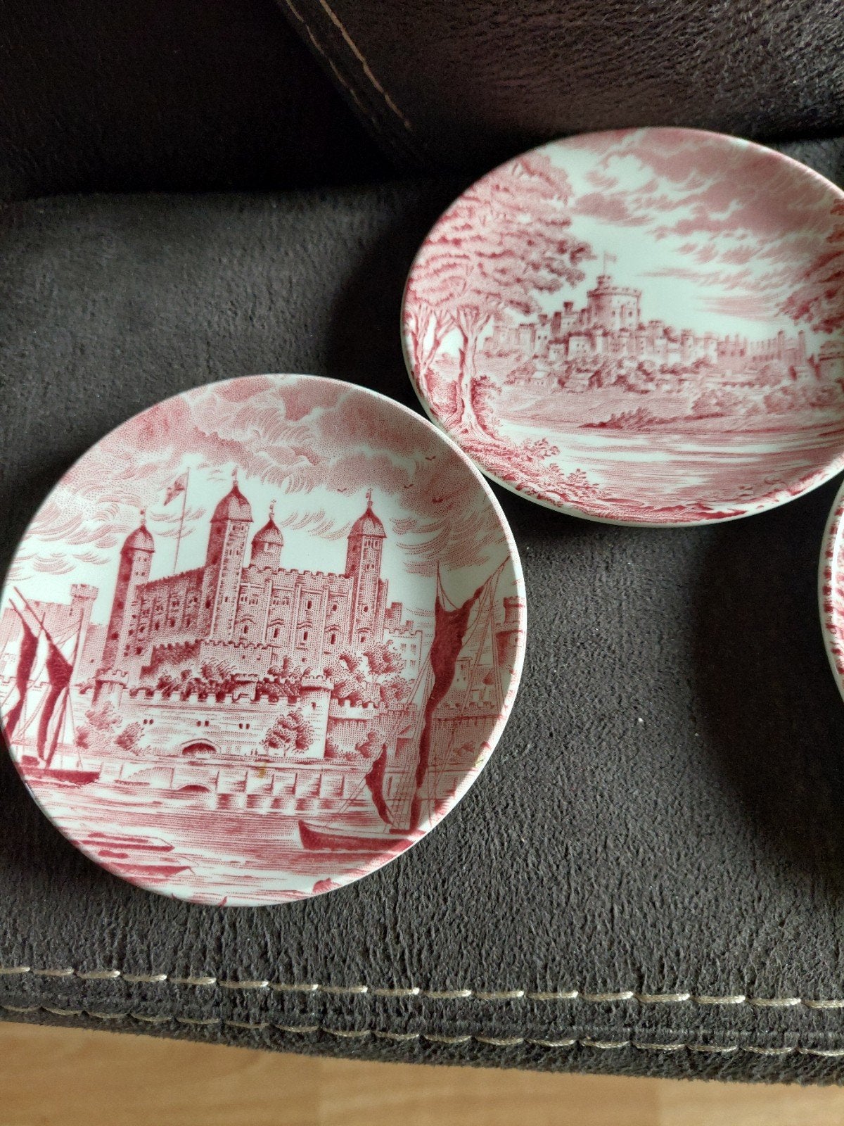 WEDGWOOD PETIT FOURS SCHAALTJES, Vintage, Ophalen of Verzenden, Wedgwood, Porselein