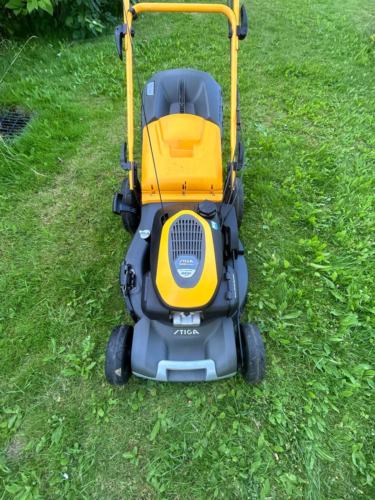 Stiga Combi 48 SQ H Benzine Grasmaaier Honda Motor, Ophalen, Cirkelmaaier, Gebruikt, Mulchfunctie