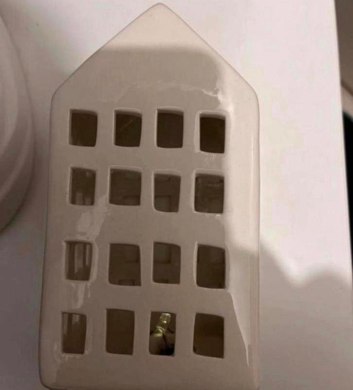 Decoratief Huisje met Lichtje - Keramiek, Huis en Inrichting, Ophalen of Verzenden, Wit, Steen/keramiek, Landelijk