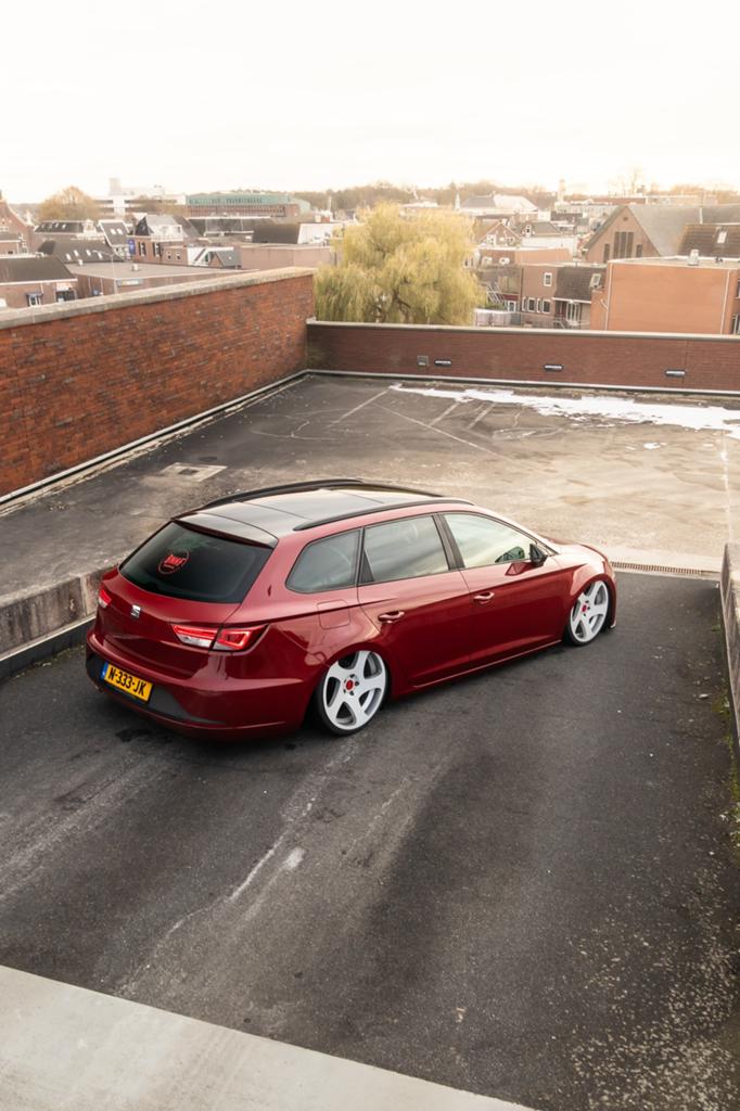 Seat Leon 2.0 TDI 184PK Dsg LEES ADVERTENTIE ook te ruil, Auto's, Seat, 4 cilinders, Leon, Diesel, 140 €/maand